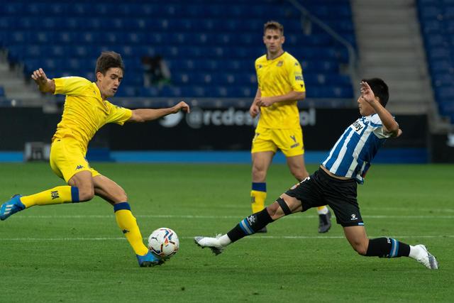 TA：姆巴佩射丢点球后情绪低落 赛后未感谢球迷